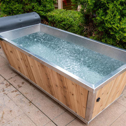 Polar Plunge Tub | LeisureCraft